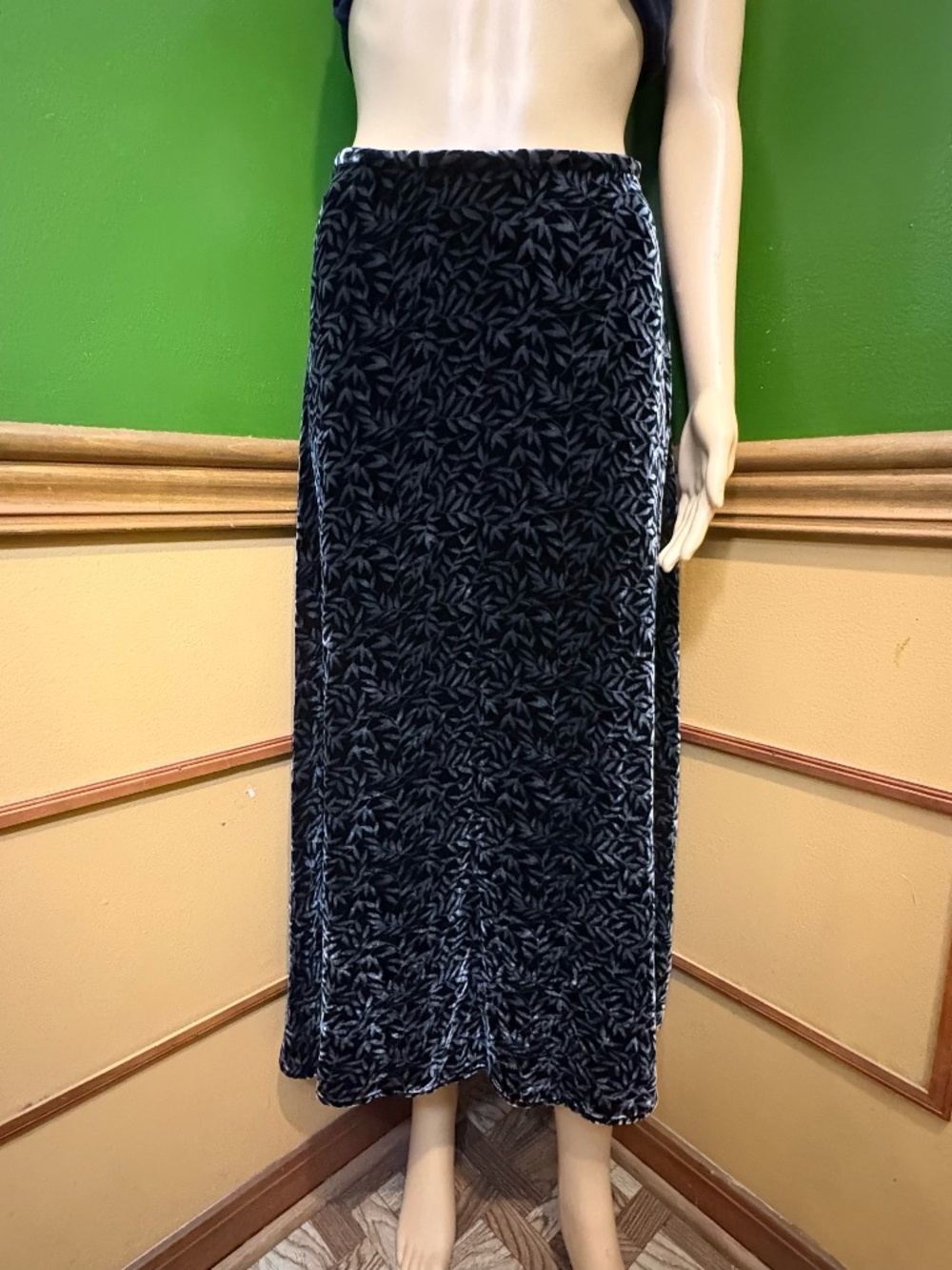 Casual Corner Maxi Skirt